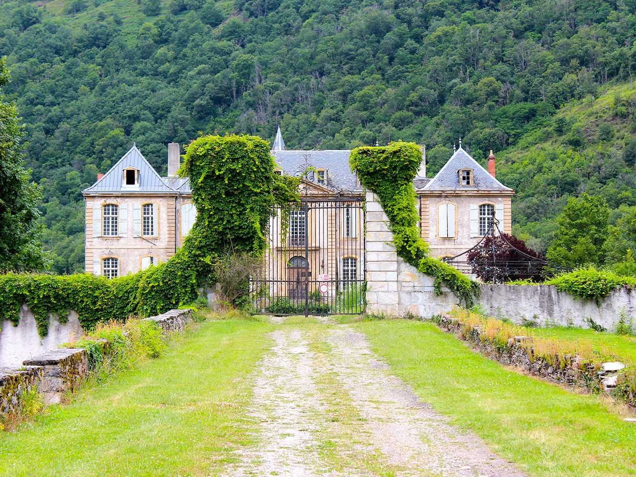 Blog to Watch Chateau De Gudanes Expedia